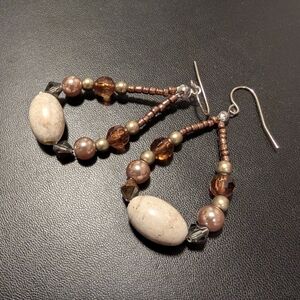 Elegant Beaded Earrings in Brown and Cream